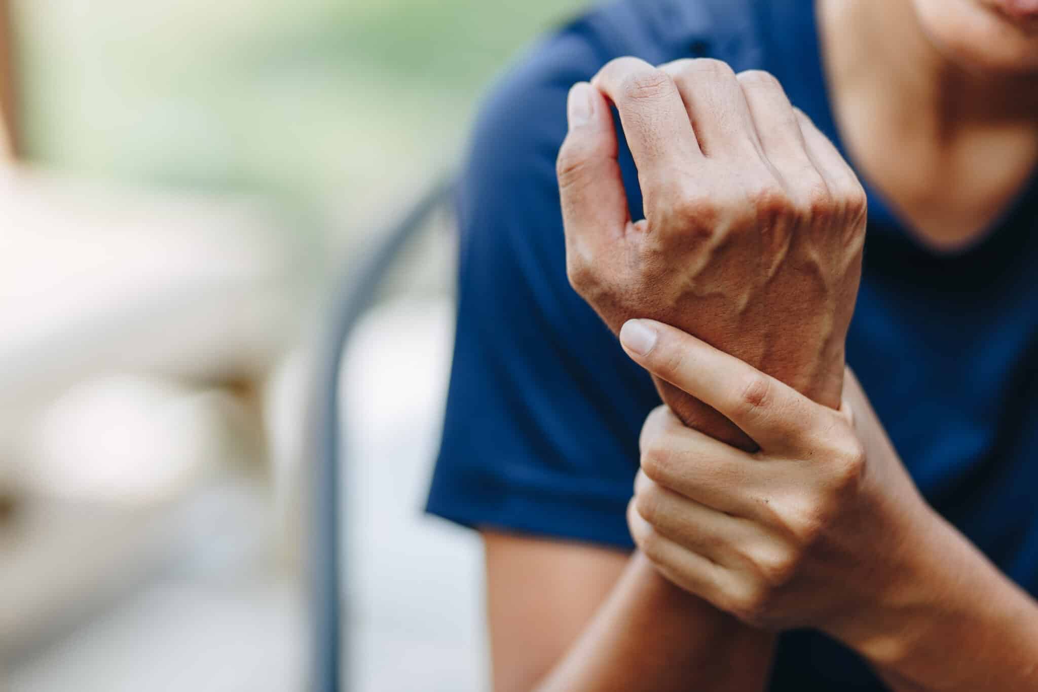 cubital tunnel syndrome pain scaled - Cubital Tunnel Syndrome