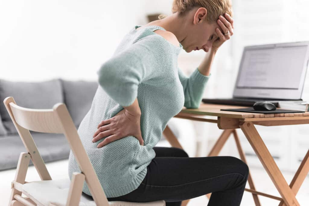 does hip flexor tendinopathy go away on its own
