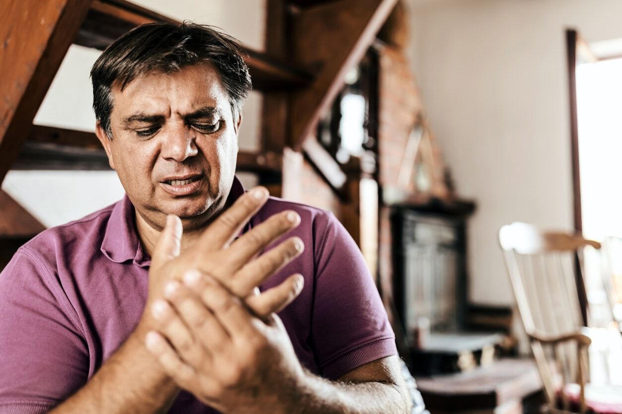 When is Hand and Finger Pain Serious?