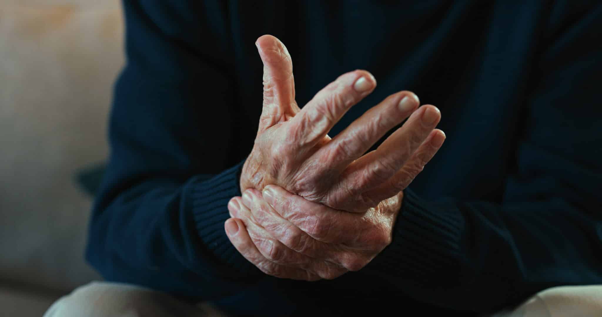 Does Hand and Finger Pain Hurt More at Night?