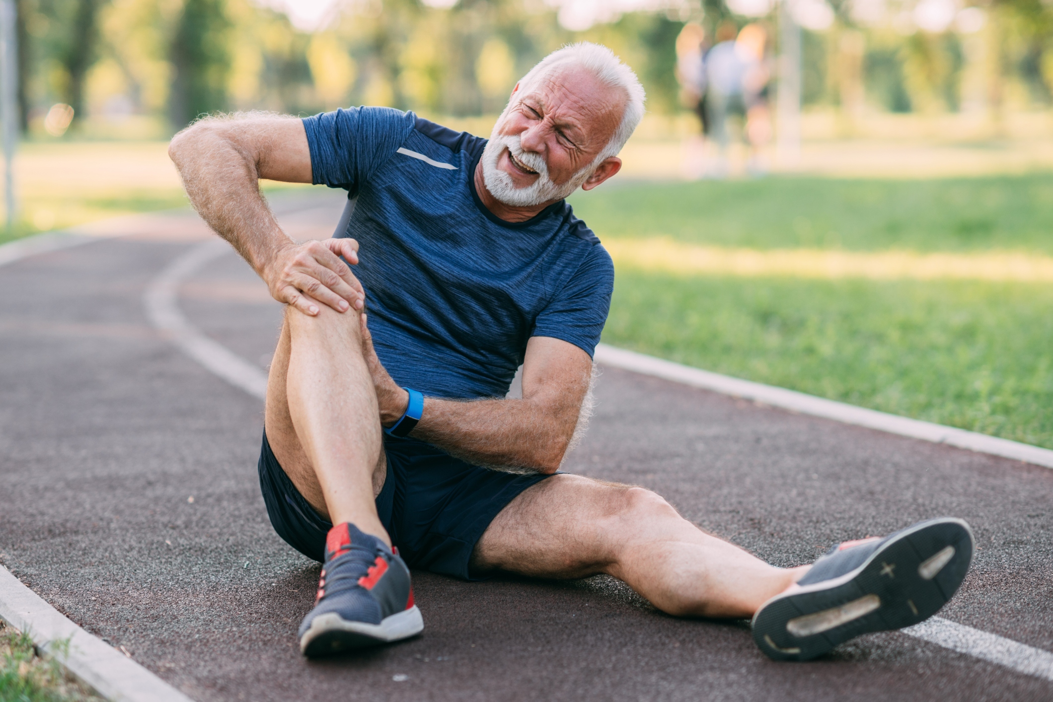 How Do You Stop Knee Sprains and Strains from Progressing?