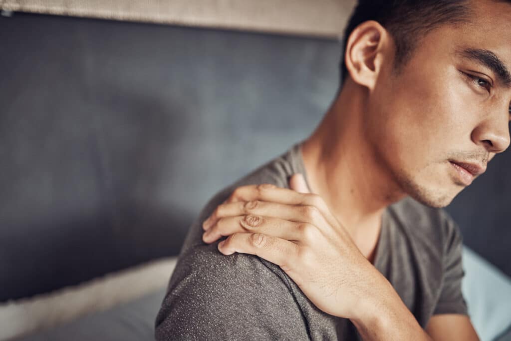 massage therapy for shoulder slap lesion