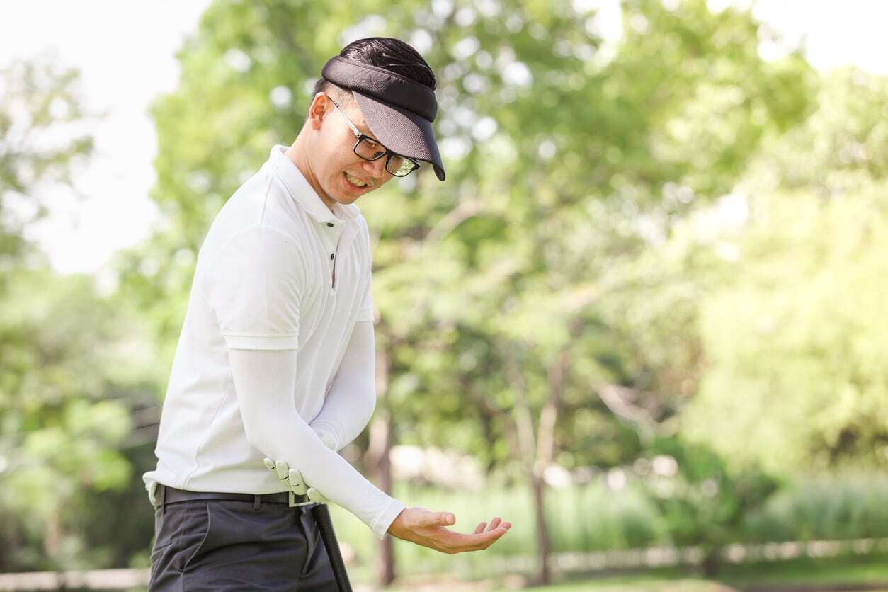 Does golfer's elbow hurt all the time?