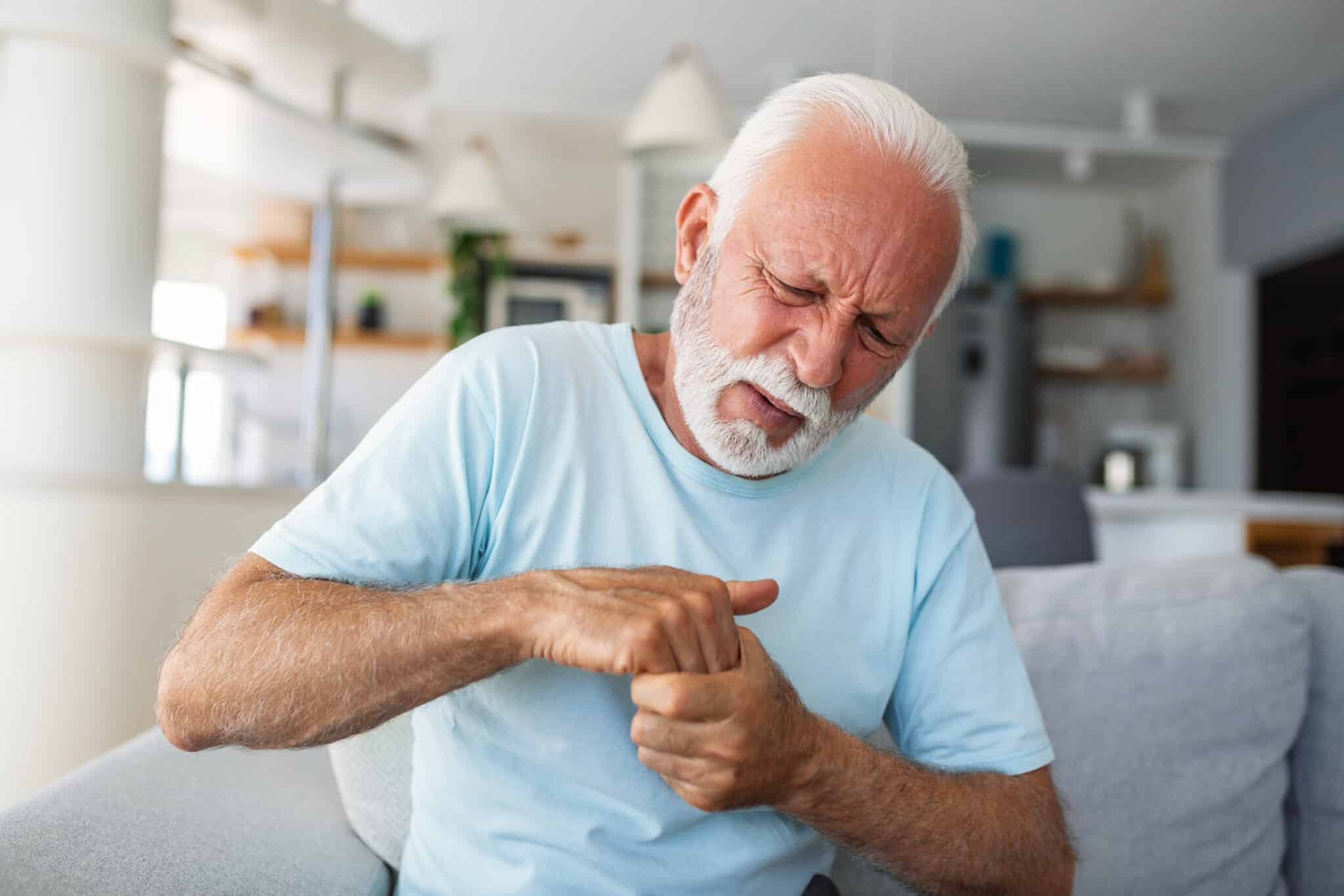 How Osteopaths Help with Arthritis