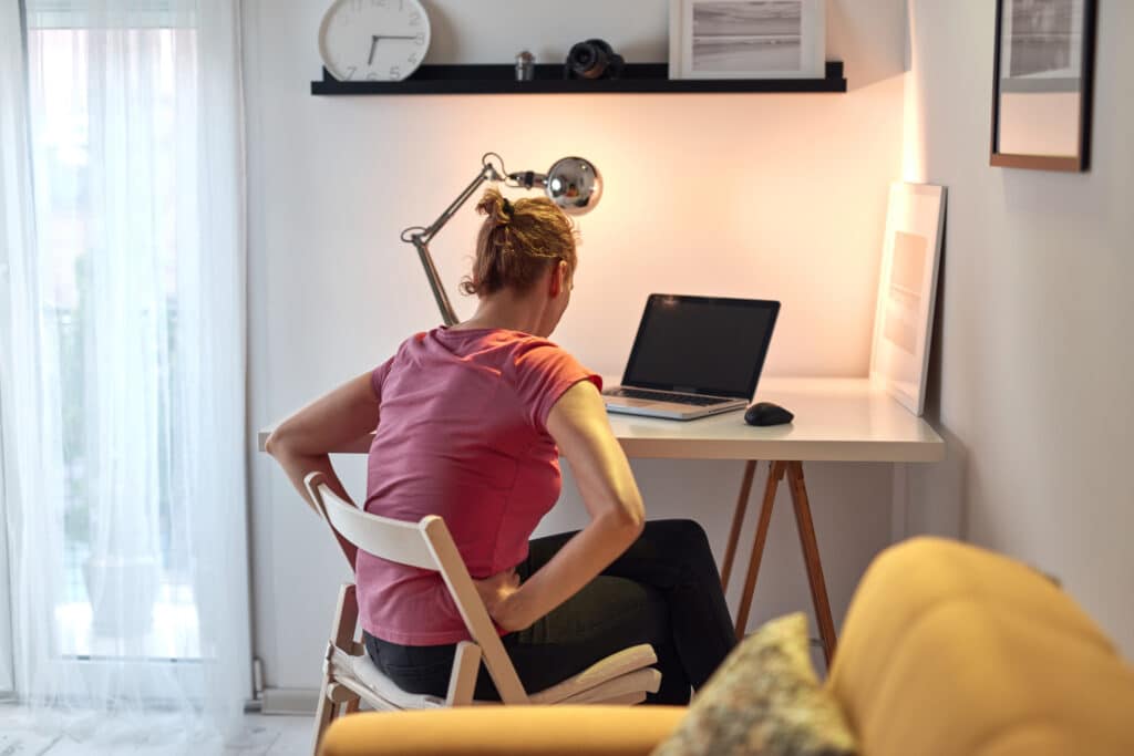 Can Dehydration Make Lumbar Facet Joint Arthrosis Worse?