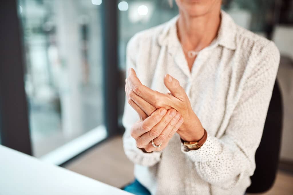 Does Osteoporosis Hurt All the Time?