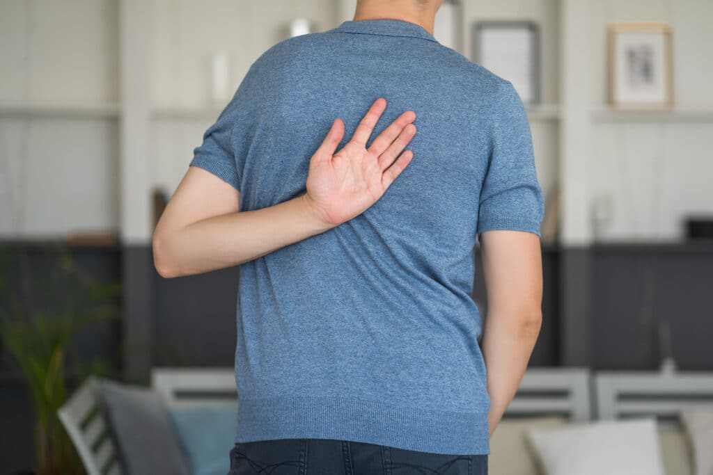 Does Upper Back Pain Hurt More at Night?