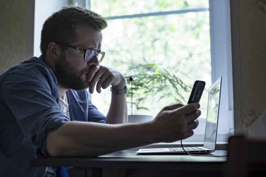 How Long Does Internet Addiction Last?