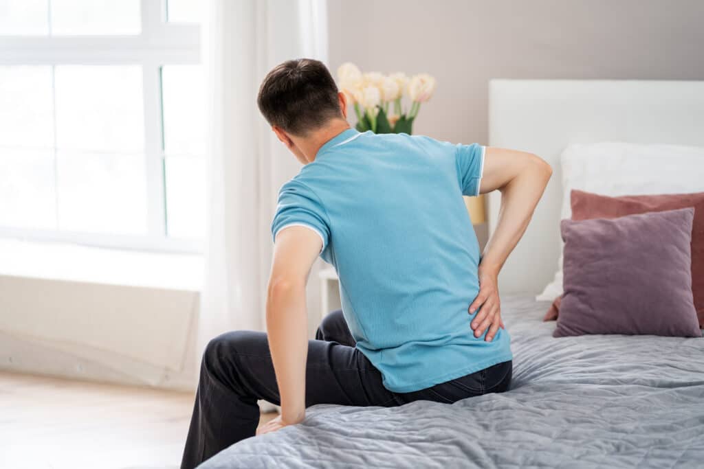 Does Hip Labral Tear Hurt More at Night?