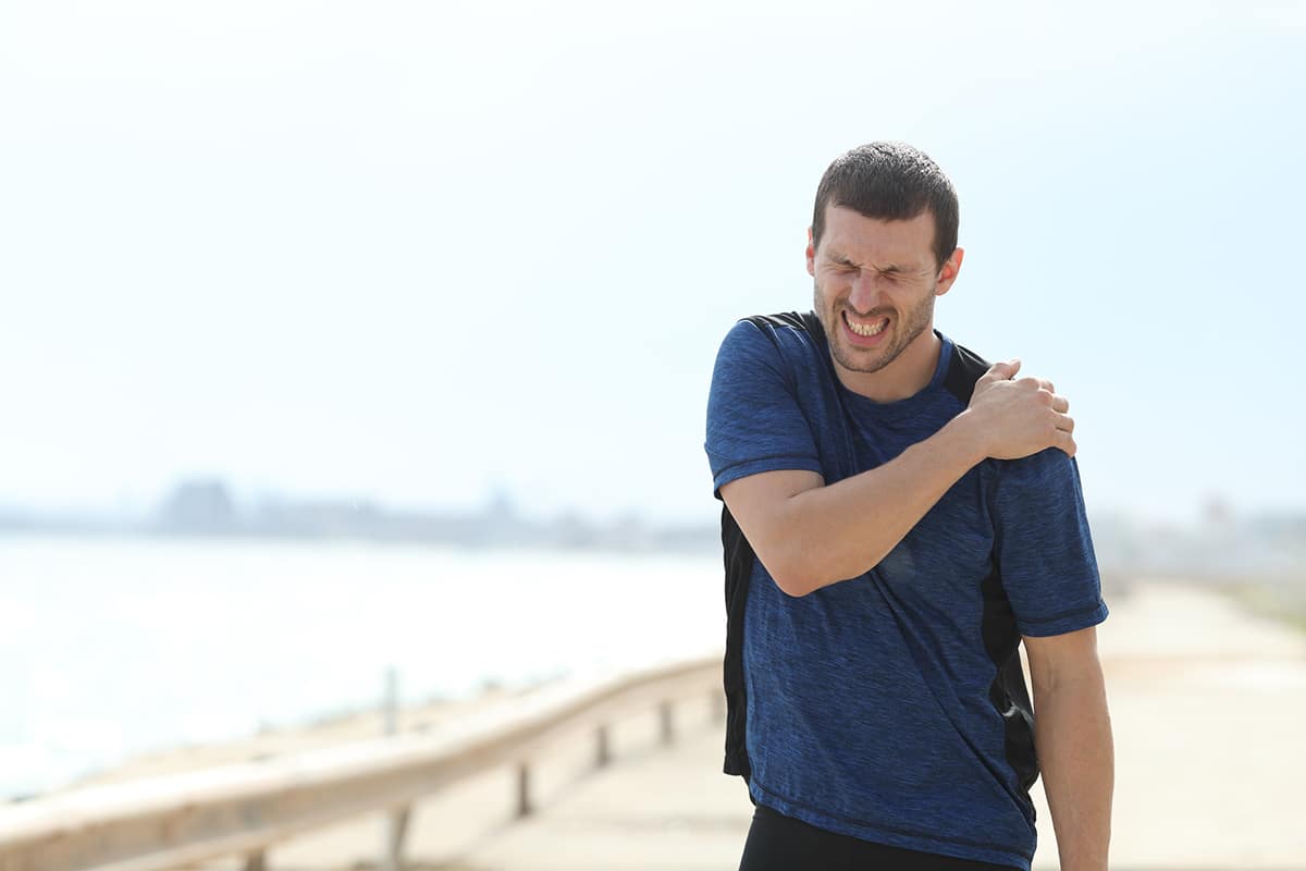 chiropractic treatment for ac joint sprain