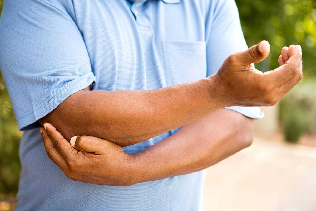 does an elbow ucl sprain go away on its own