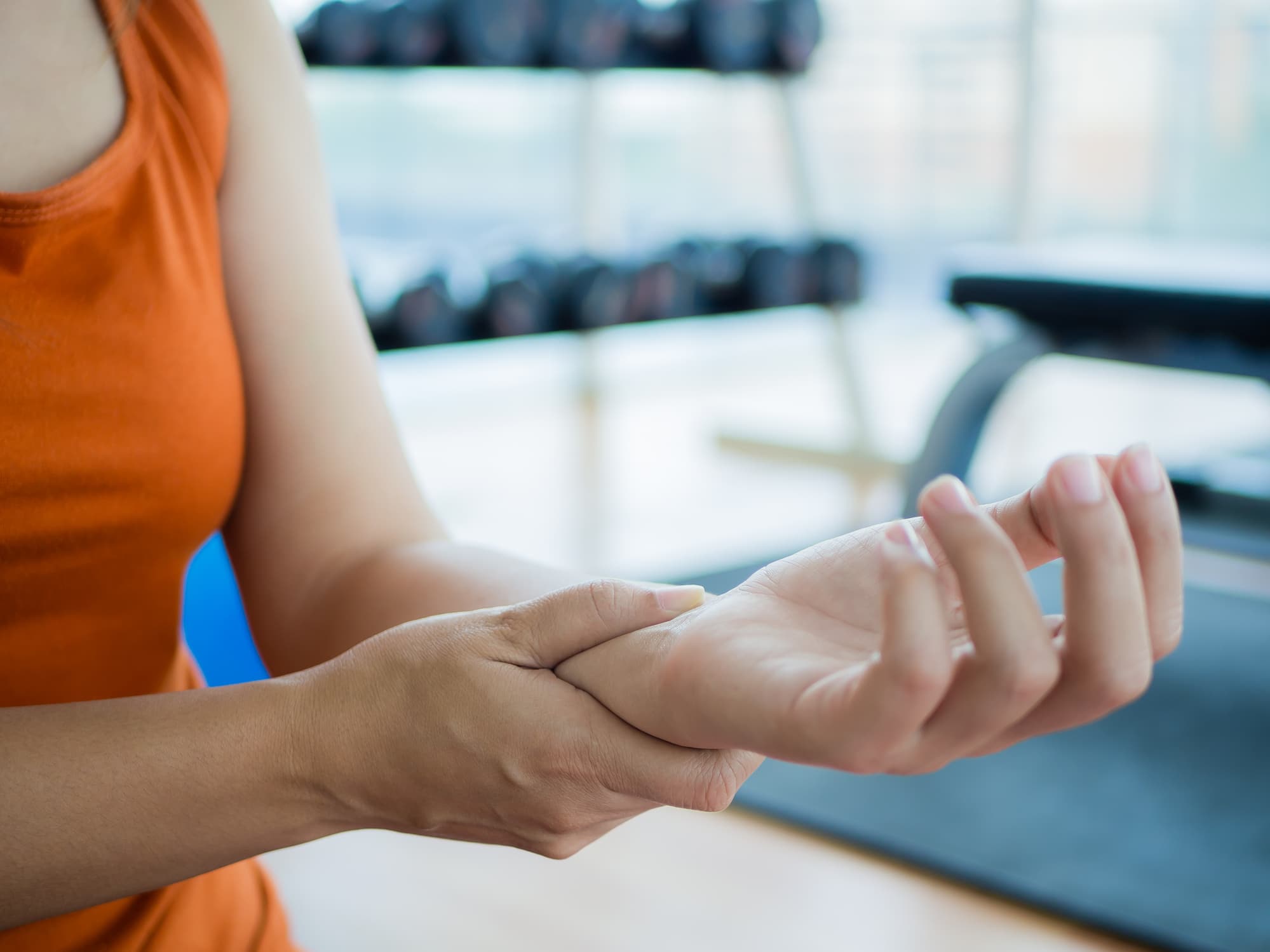 Do Wrist Sprains Hurt All the Time?