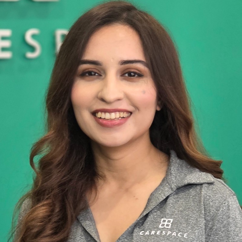 Momna Sajid, Psychotherapist in Cambridge at CARESPACE