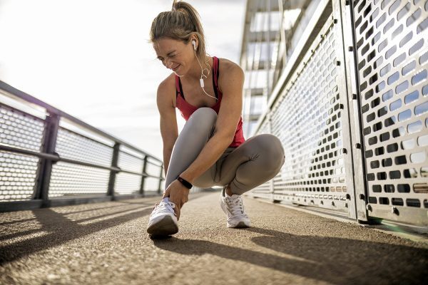 how long does a lateral ankle sprain last