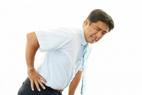man with glute tendinopathy pain