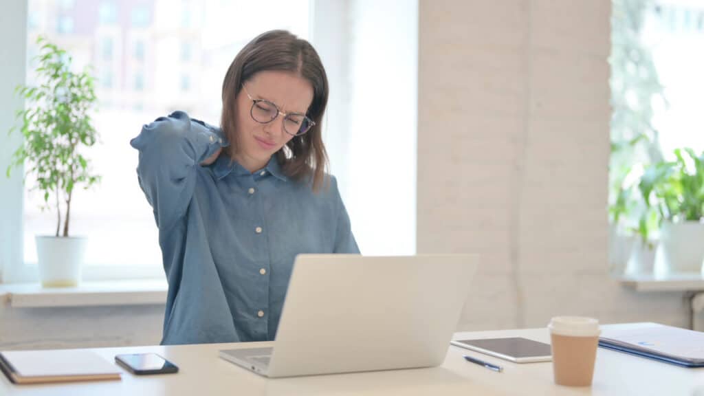 Does Inactivity Make Neck Strains Worse?
