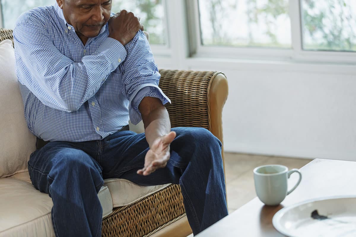 calcific tendonitis symptoms