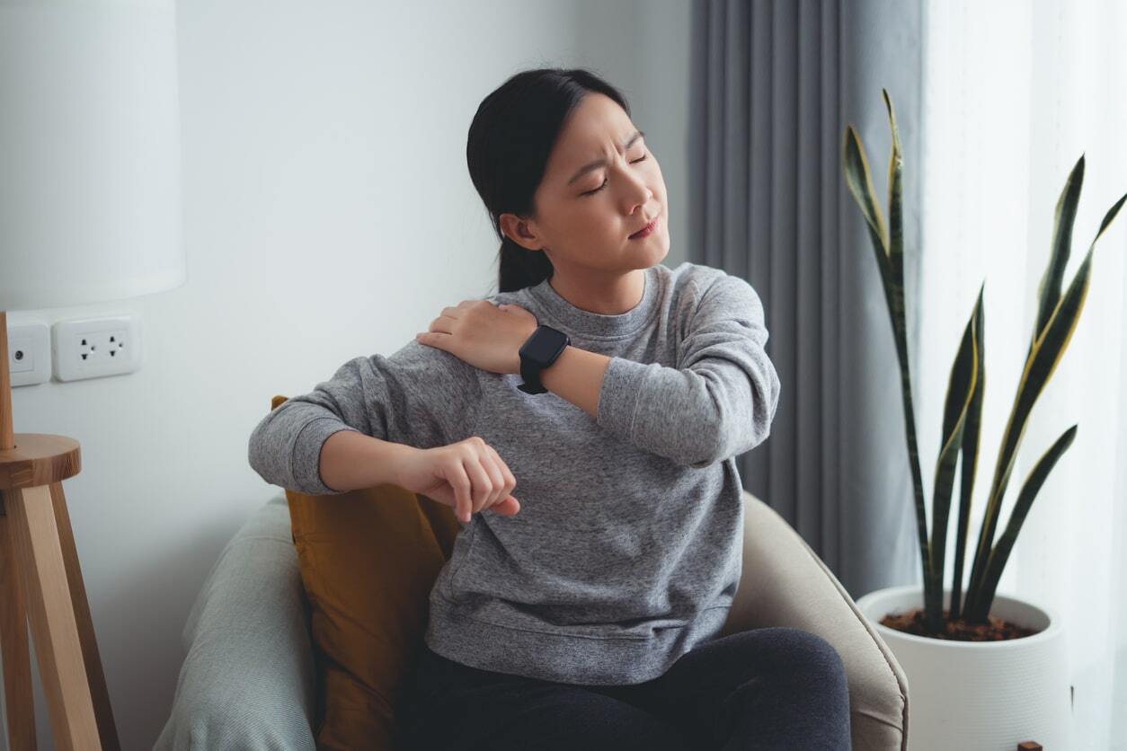 Does Calcific Tendonitis Hurt When Resting?