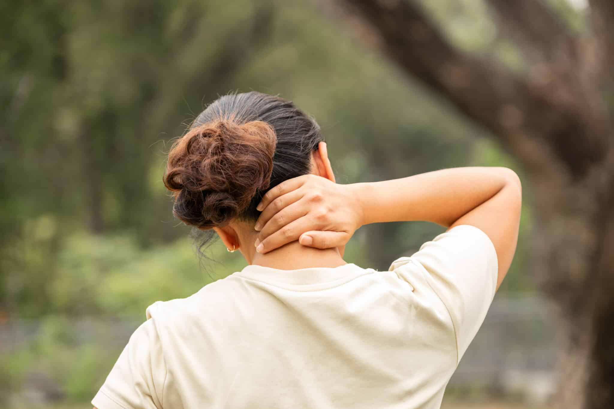 Can Dehydration Make Whiplash Worse?