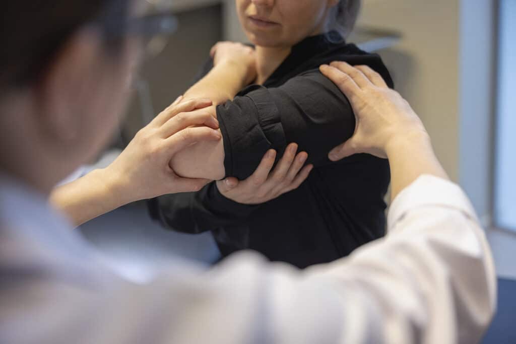 benefits of massage therapy for shoulder instability
