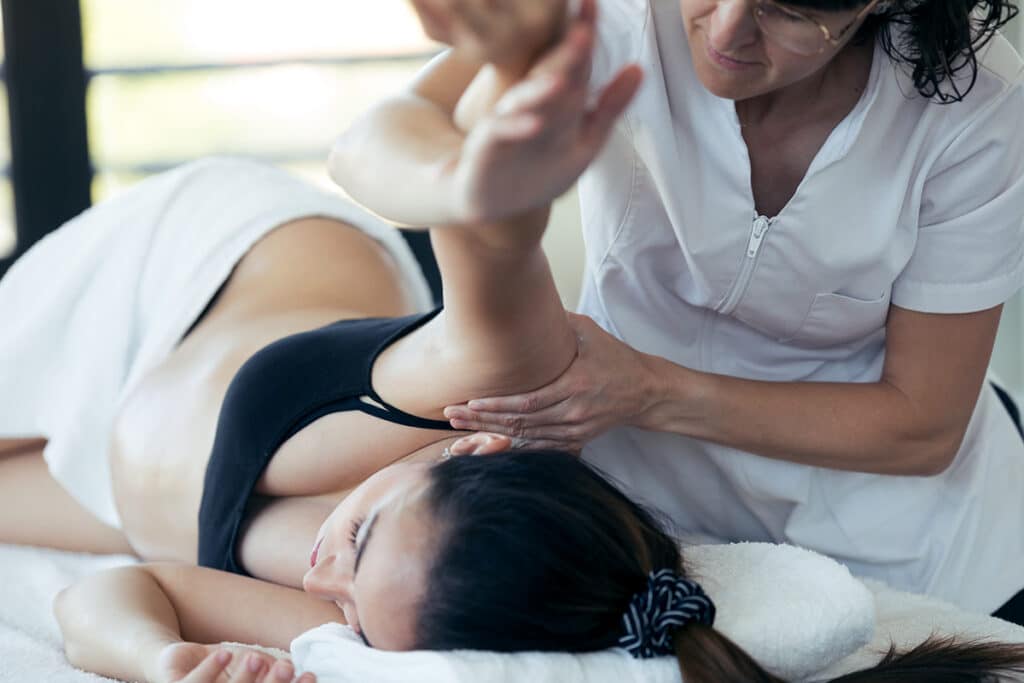 benefits of massage therapy for pregnant women