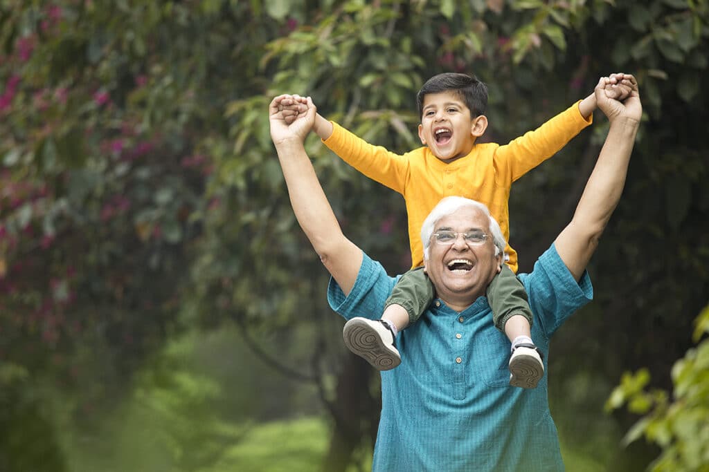 Naturopathic Medicine For Seniors: The Benefits of a Holistic Approach