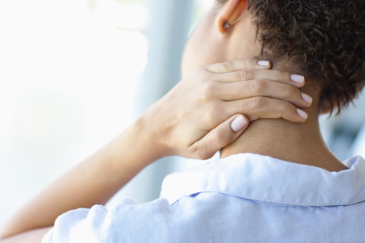 Foods You Should Eat When Dealing With a Neck Strain