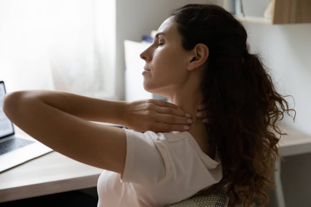 Does Whiplash Hurt When Resting?