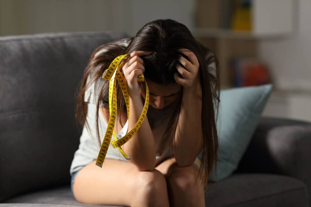 Do Body Image Issues Happen More at Night?