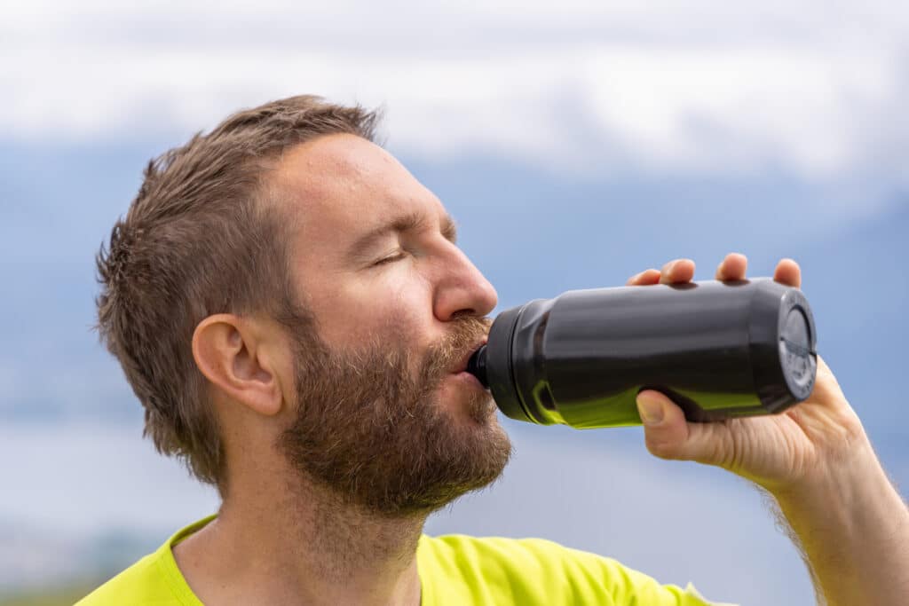 Can Dehydration Make Glute Strain Worse?