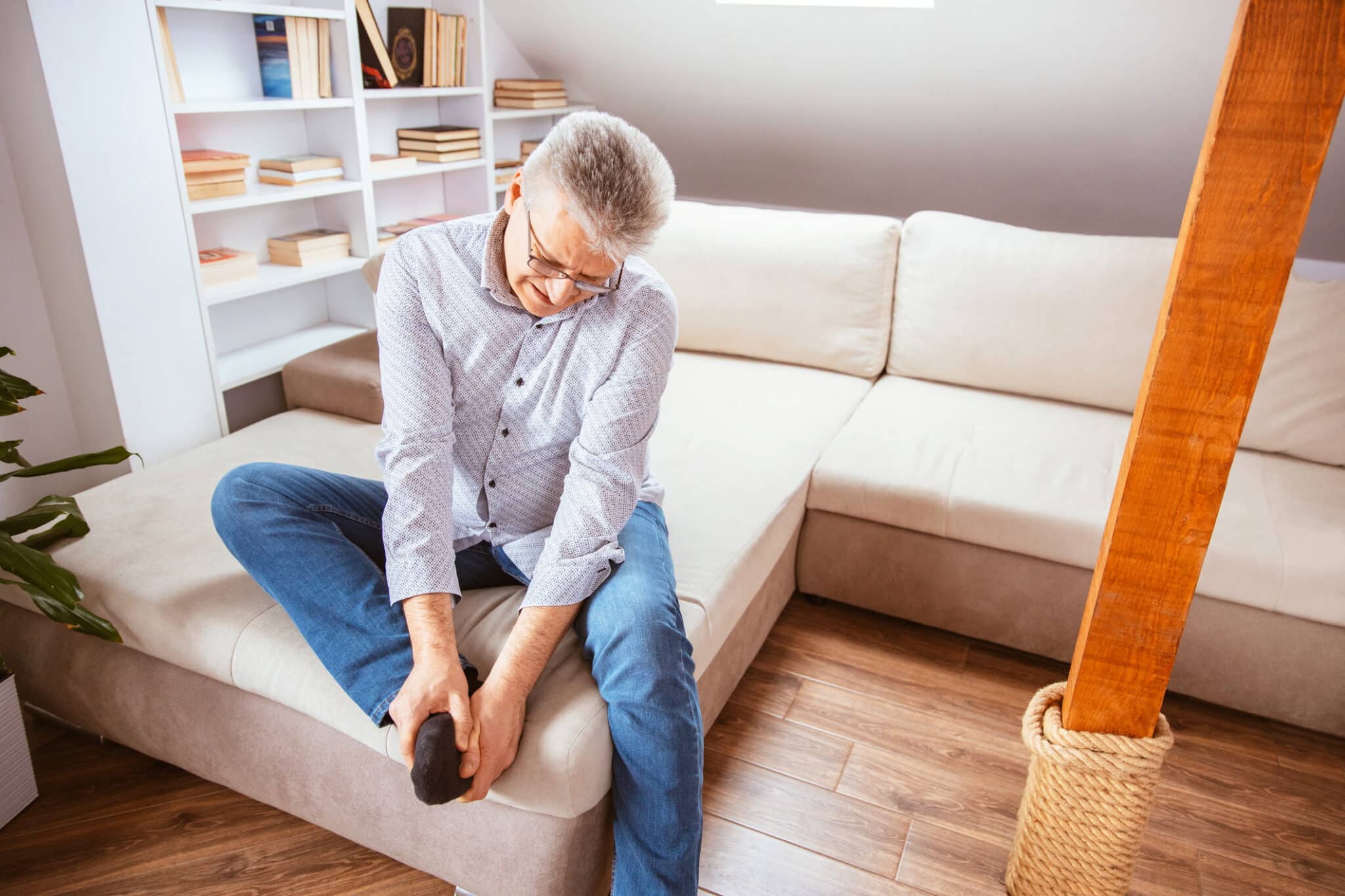 Does Heal Fat Pad Syndrome Hurt All the Time?