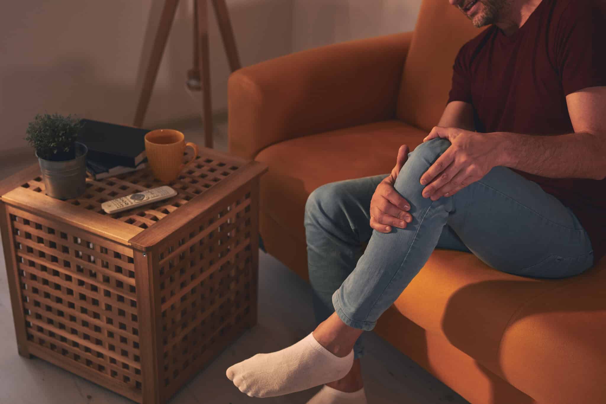 Does ACL Sprain Hurt More at Night?