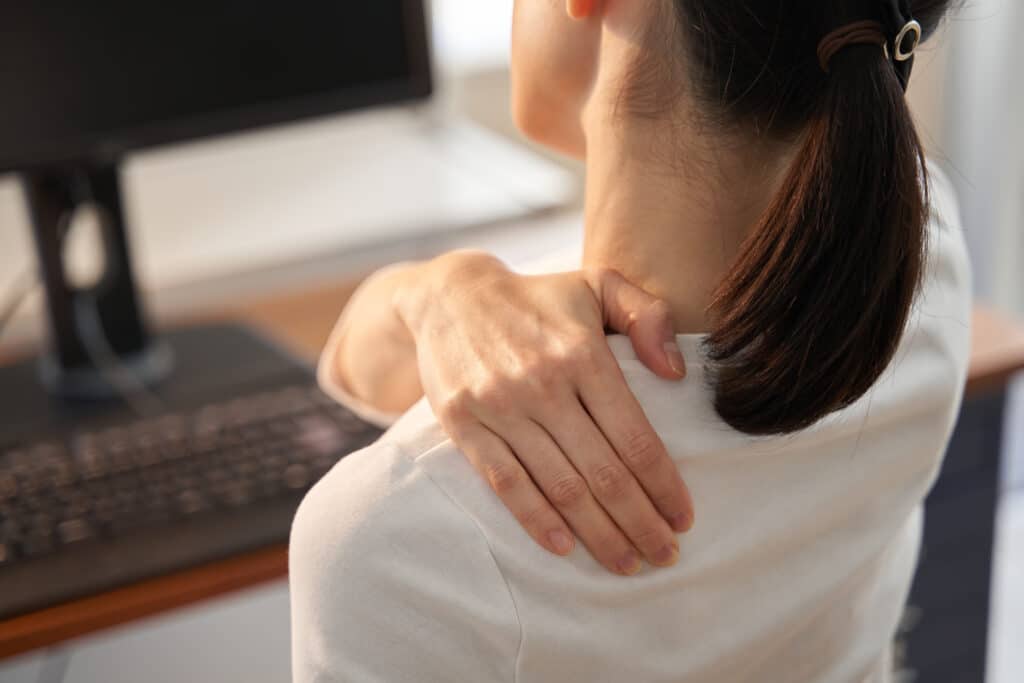 Does Frozen Shoulder Hurt More at Night?