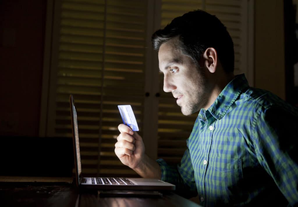 How Do You Stop Compulsive Gambling from Progressing?