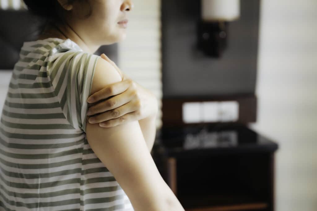 How Do You Stop Shoulder Impingement Syndrome from Progressing?