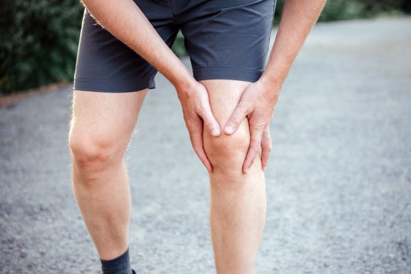 When are Knee Sprains & Strains Serious?
