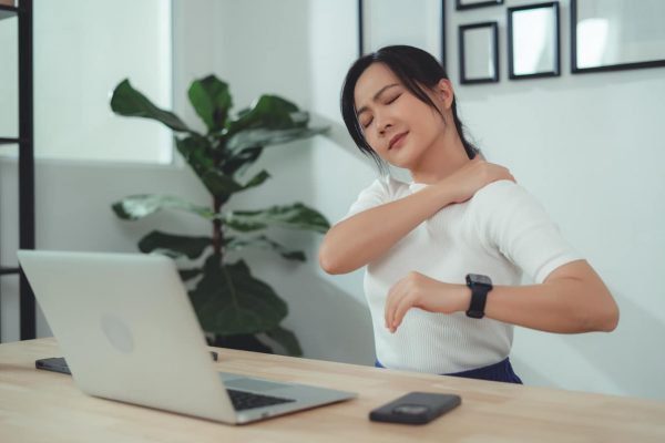 what to avoid with a trapezius strain